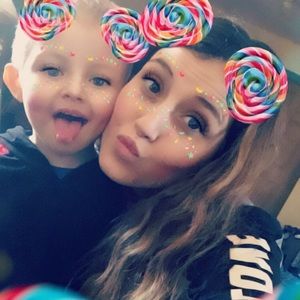 Meet your Posher, Courtney